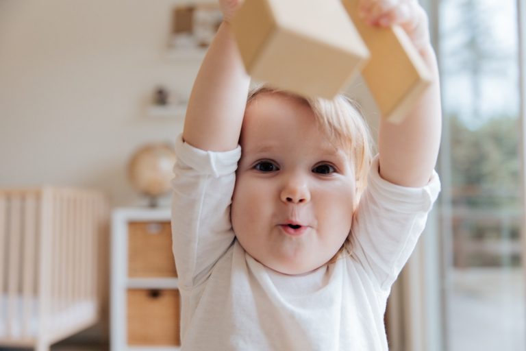 10 ứng dụng ghi lại các sự kiện của con bạn