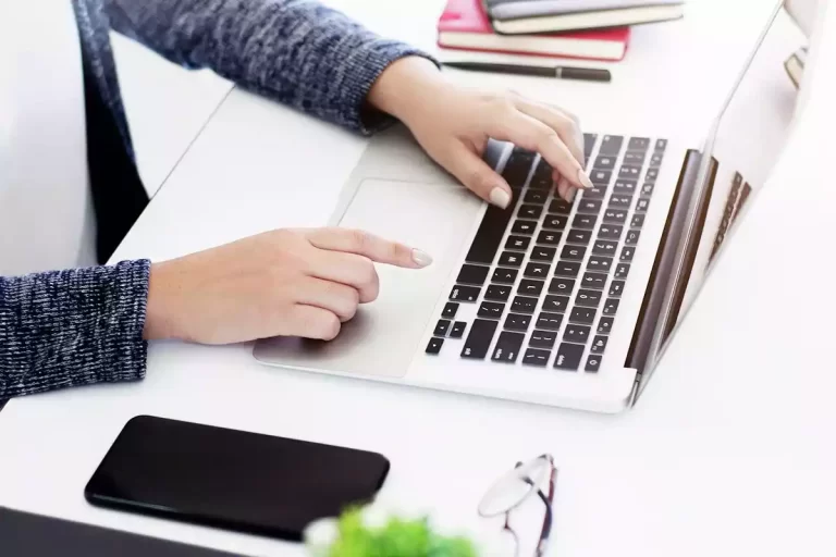 Cách quản lý thời gian khi bạn là người viết tự do