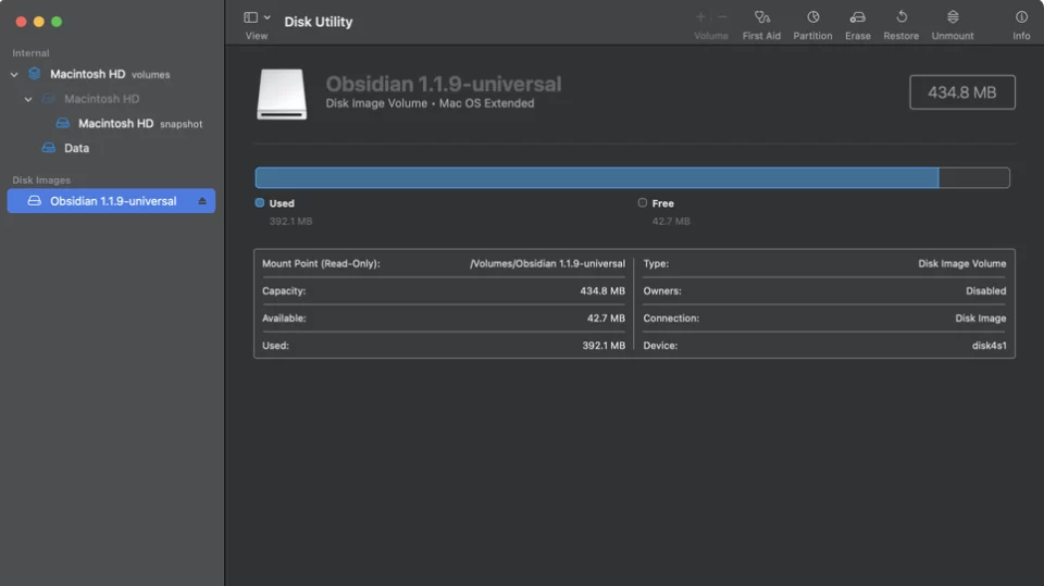 Làm chủ ổ đĩa ngoài của máy Mac với Disk Utility