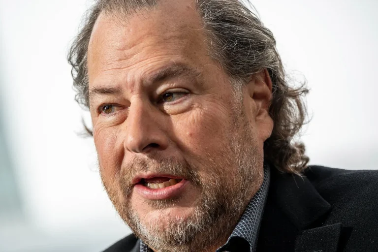 Nhà tài phiệt Marc Benioff và cuộc cách mạng AI sẵn sàng thay đổi thế giới