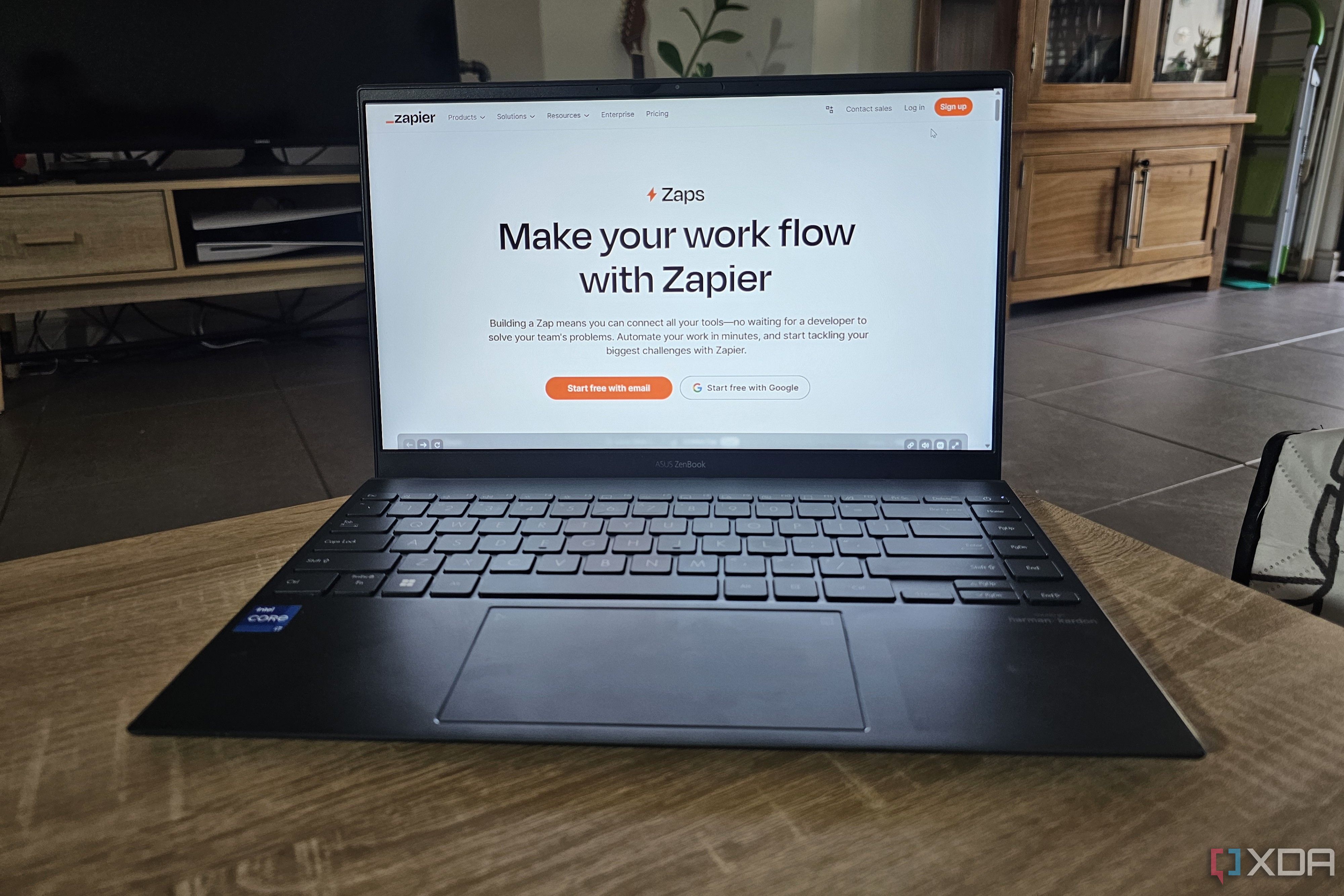 Những điều cần lưu ý khi sử dụng phần mềm mã nguồn mở 7 the zapier website on a laptop